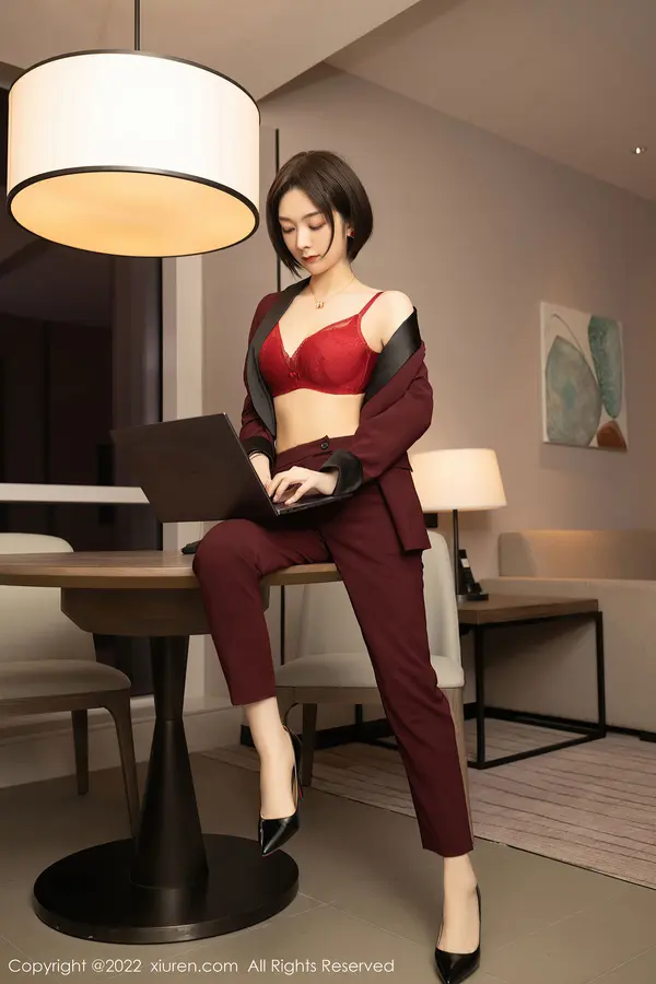 Vol. 05111 Angela00(73P)