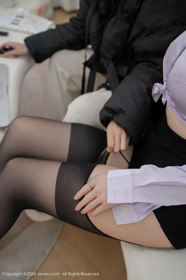 Vol. 08249 Carol周妍希X(75P)