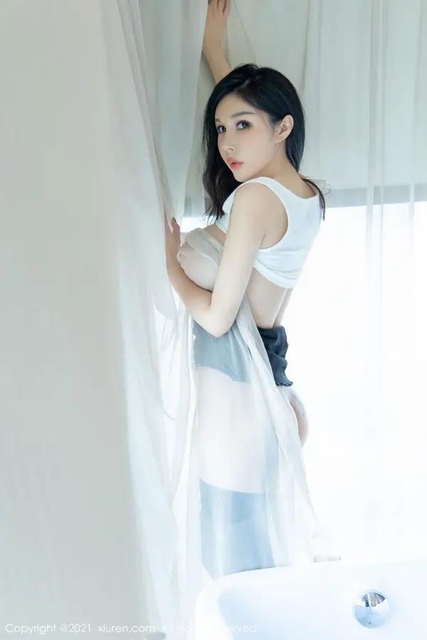 Vol. 03993 田冰冰(51P)