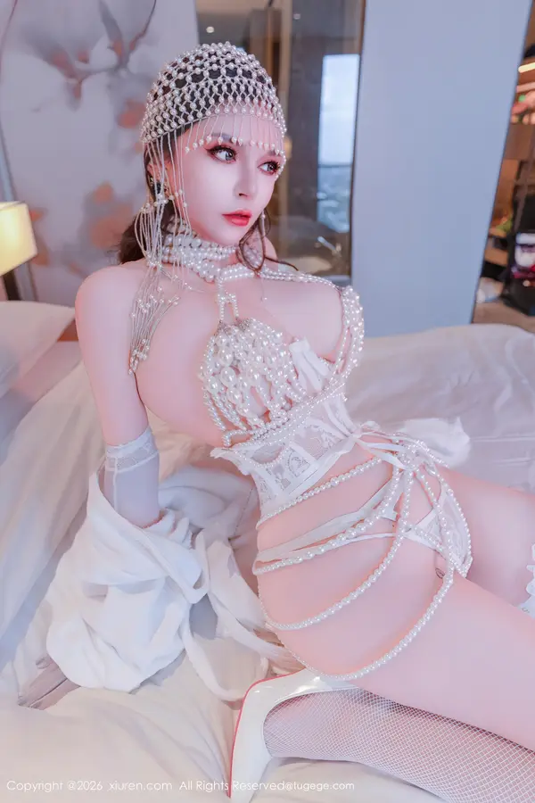 Vol. 11224 伊丽莎有点白(81P)