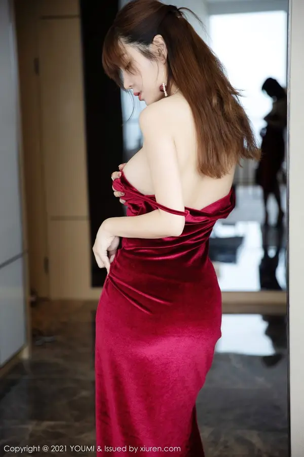Vol. 0588 王雨纯(49P)