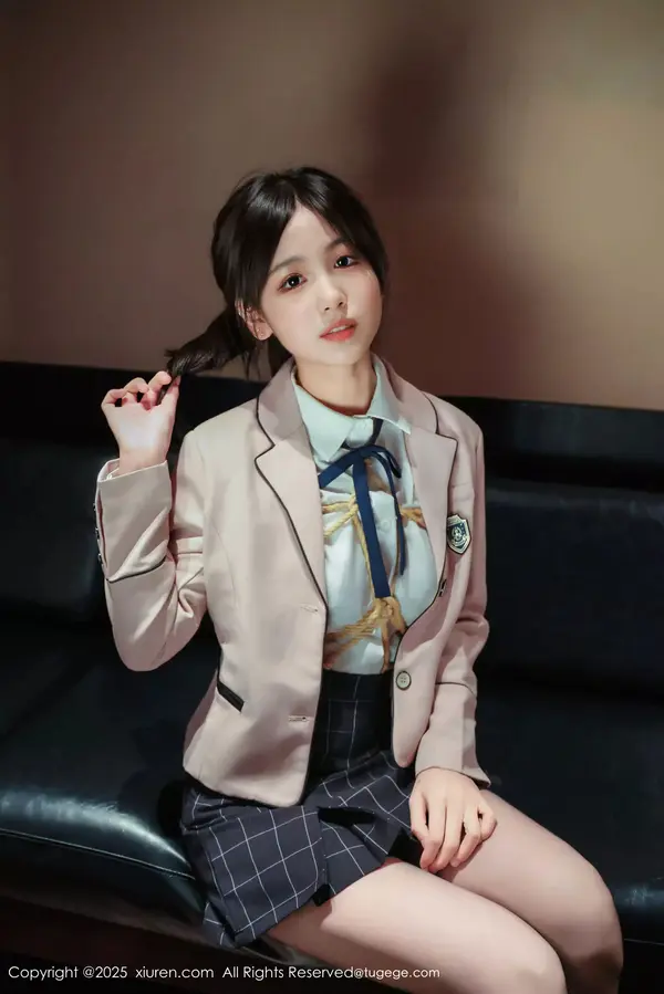 Vol. 09949 奶芙乔乔(73P)