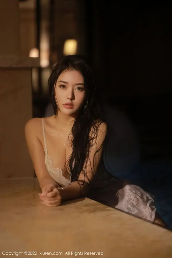 Vol. 04504 Manuela玛鲁娜(62P)