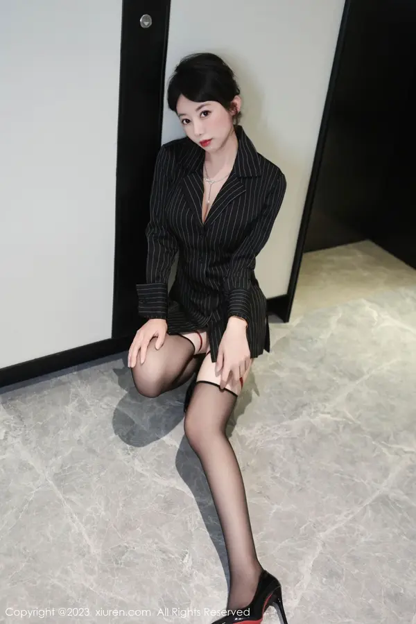 Vol. 07384 白笑笑(84P)
