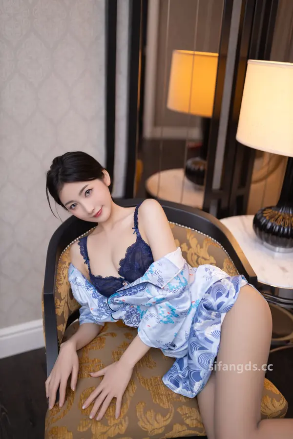 Vol. 8746 鱼尾fish《私购流出》(88P + 3V)