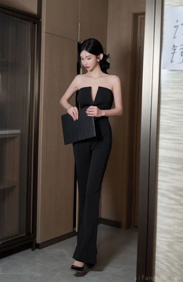 Vol. 07289 周于希Sandy《私购流出》(108P)