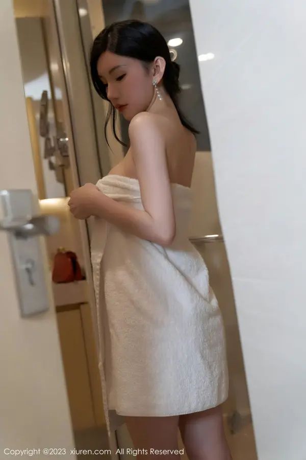Vol. 06731 周于希Sally(98P)