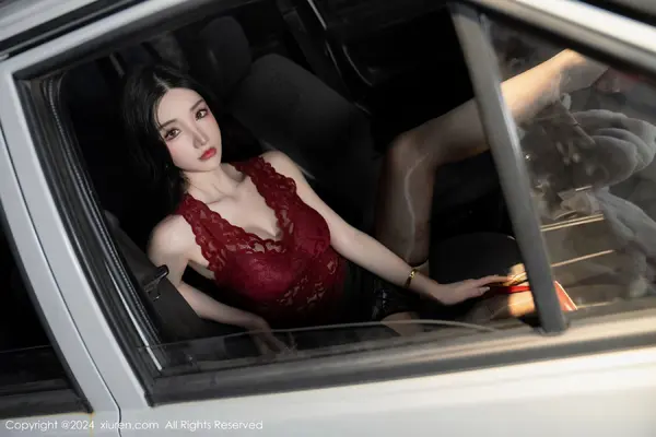 Vol. 07993 周于希Sally(94P)