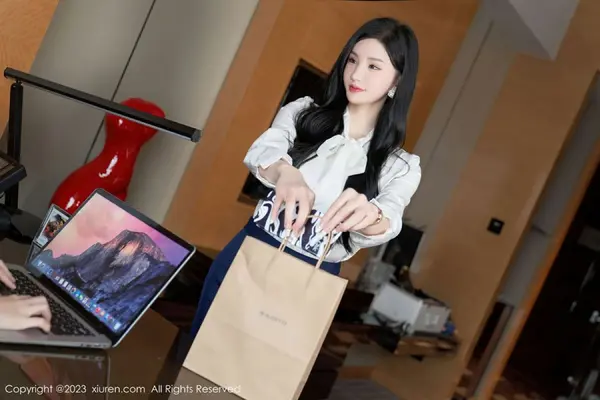Vol. 06614 周于希Sally(83P)
