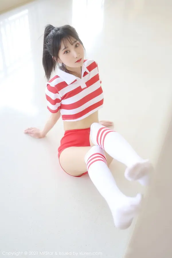 Vol. 0489 小果冻儿(49P)