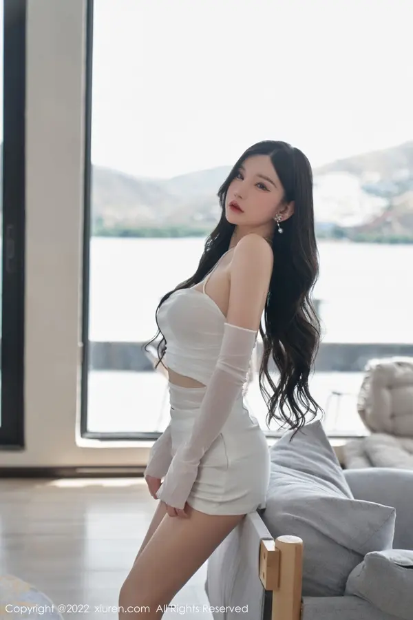 Vol. 05271 周于希Sally(90P)