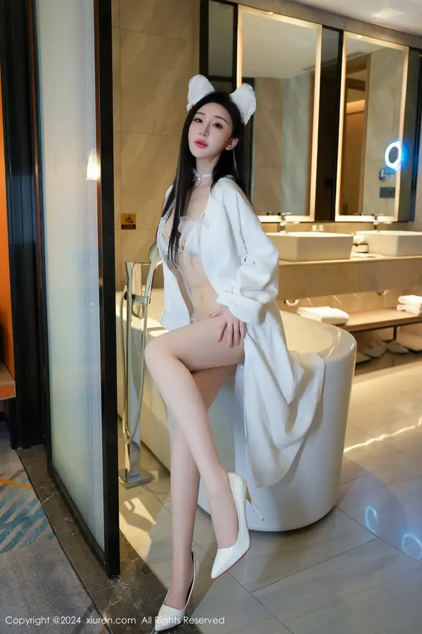Vol. 08679 田兮白(125P)