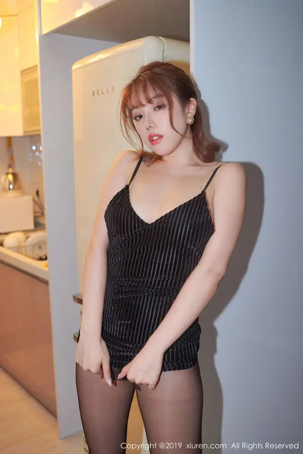 Vol. 01630 黄楽然(48P)