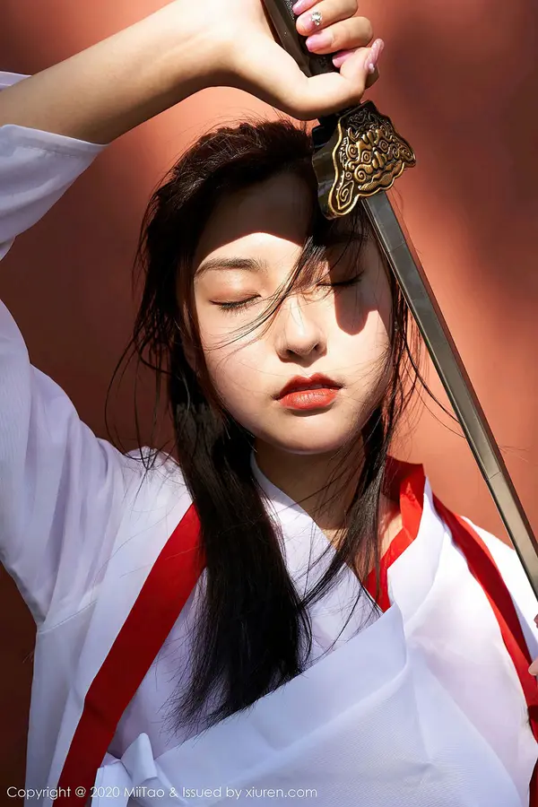 Vol. 0142 茵茵(35P)