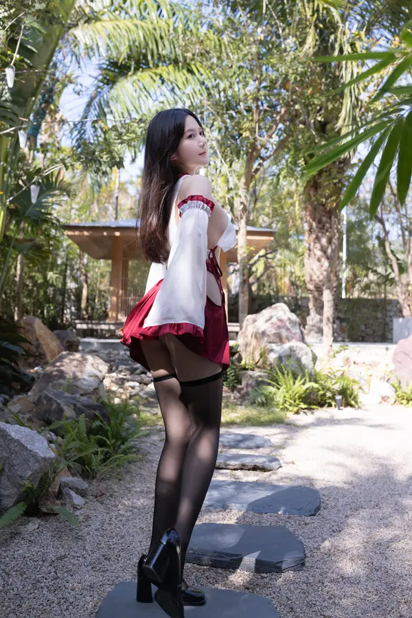 鱼子酱Fish《神社巫女》(120P)