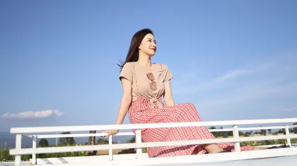 Vol. 01718 艺儿拿铁(64P)