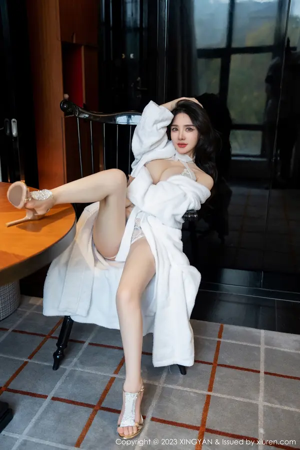 Vol. 0220 潘娇娇(77P)