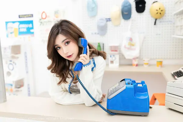 Vol. 04257 绮里嘉ula(57P)