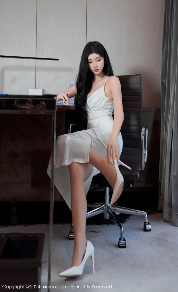 Vol. 07921 周于希Sally(95P)