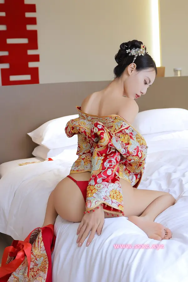 Vol. 8534 lingyu69《私购流出》(89P)