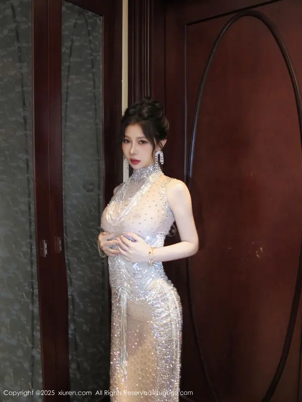 Vol. 10802 尹甜甜sunny(89P)