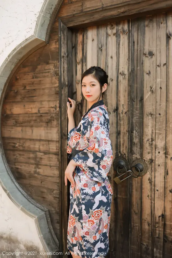 Vol. 04032 李雅柔182CM(52P)