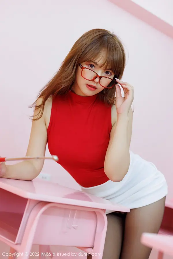 Vol. 0670 张思允Nice(74P)
