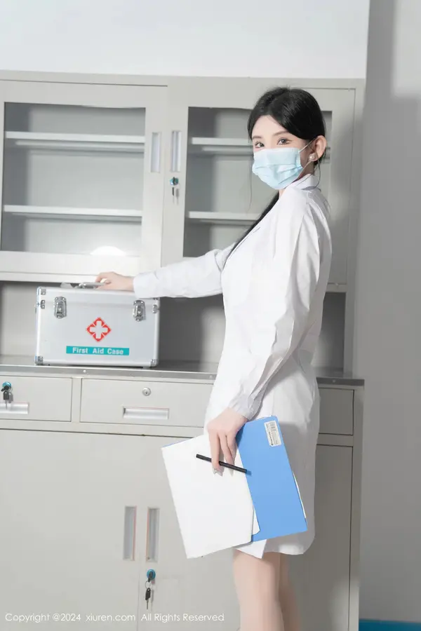 Vol. 08481 周于希Sally(81P)