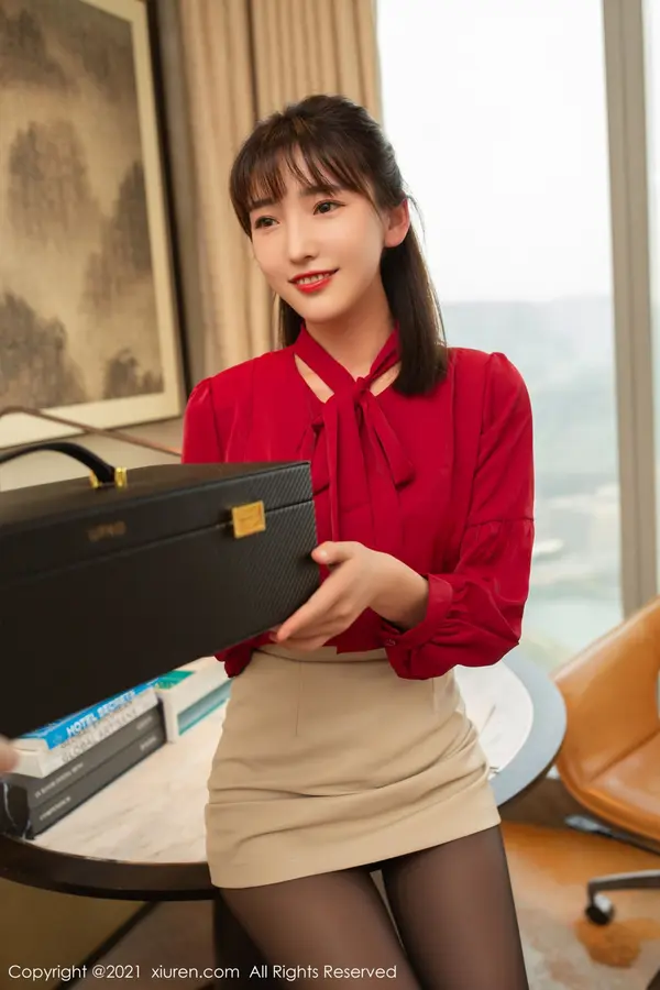 Vol. 03819 陆萱萱(69P)