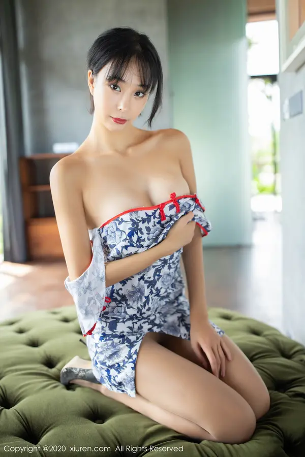 Vol. 02050 蓝夏Akasha(47P)