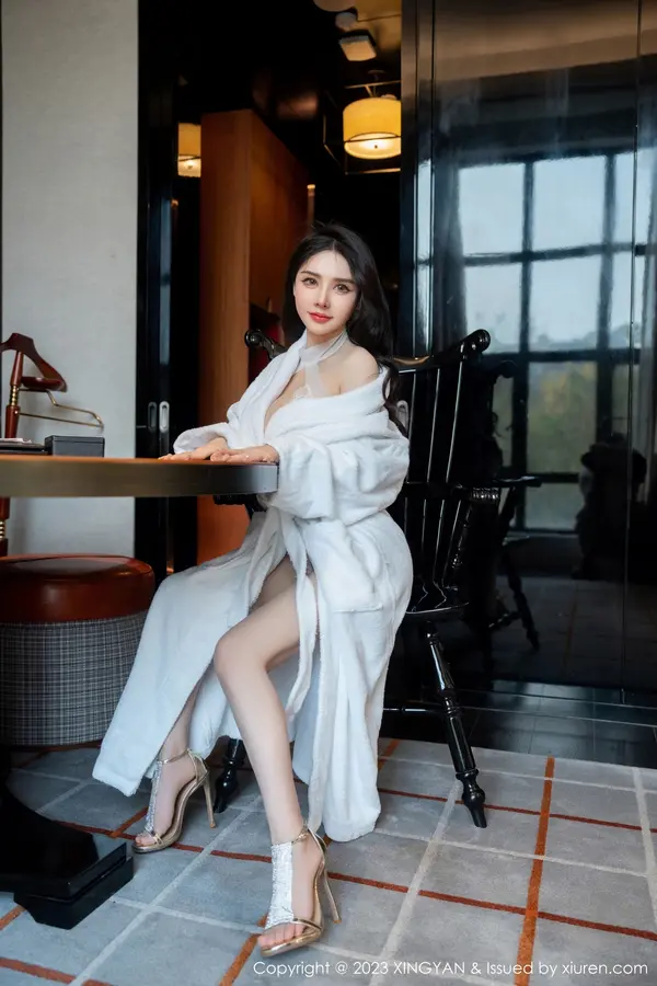 Vol. 0220 潘娇娇(77P)