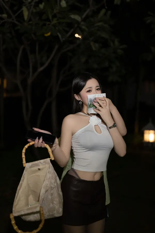 鱼子酱Fish《尾随》(104P)