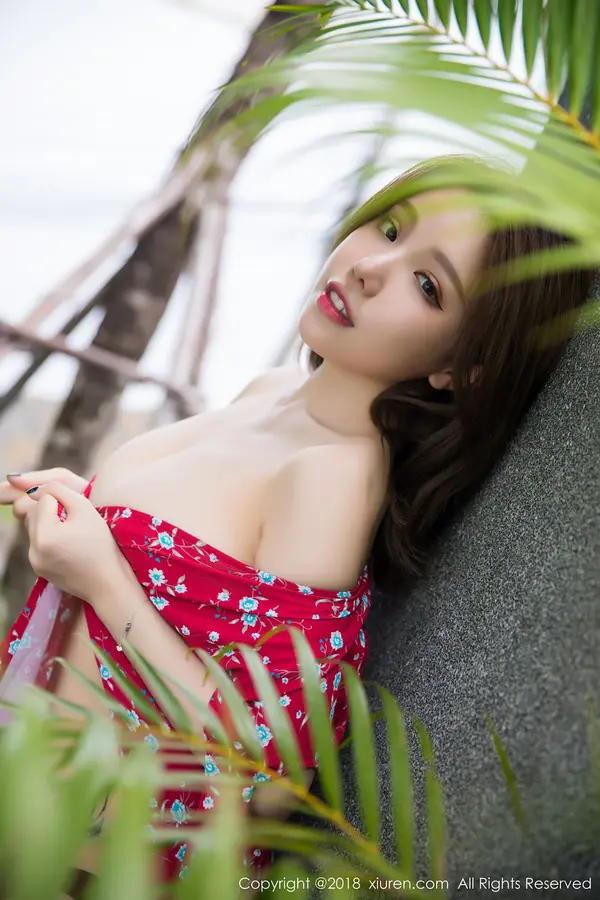 Vol. 01284 黄楽然(52P)