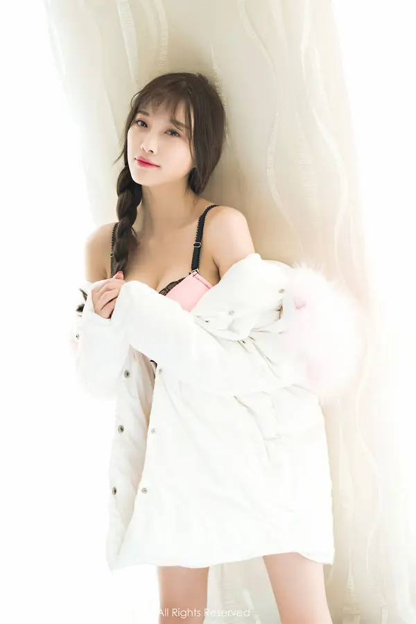 Vol. 00724 杨晨晨sugar(56P)