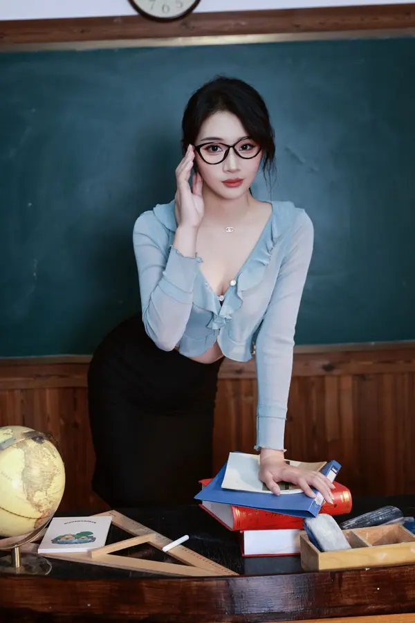 Vol. 10585 南乔《私购流出》(115P)