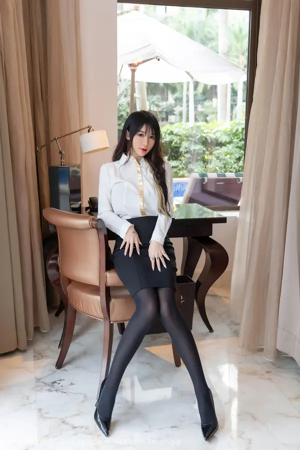 Vol. 04213 美七Mia(48P)