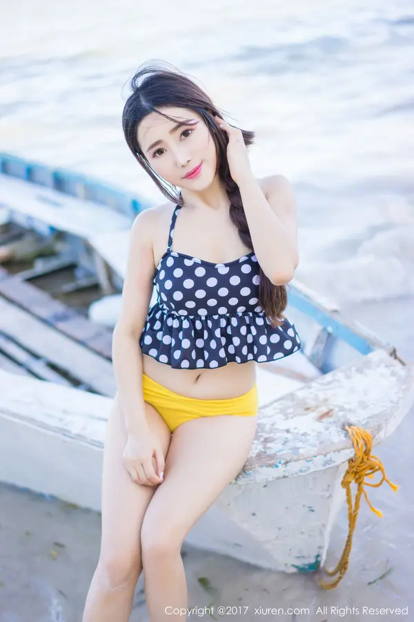 Vol. 00814 兜豆靓Youlina(51P)