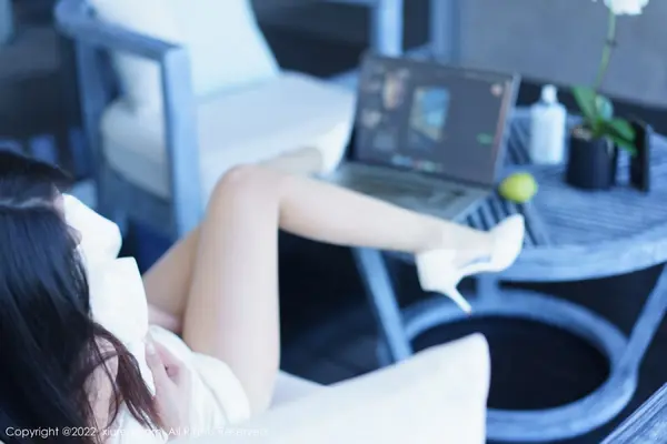 Vol. 06032 laura阿姣(93P)