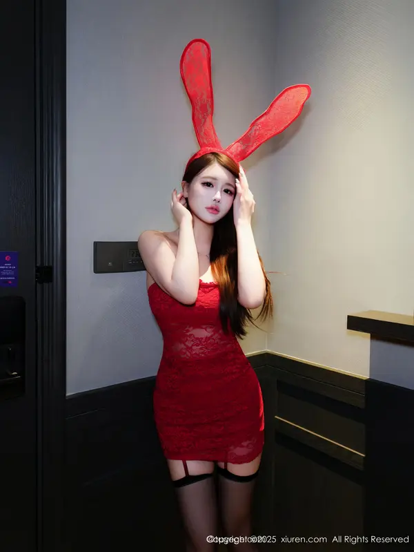 Vol. 10907 甜妮(74P)