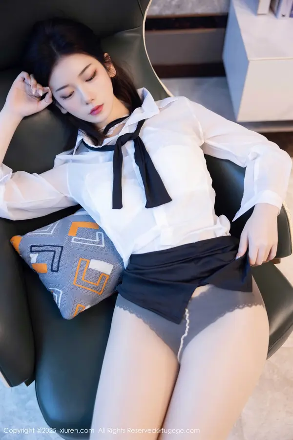 Vol. 11077 凌七七(80P)