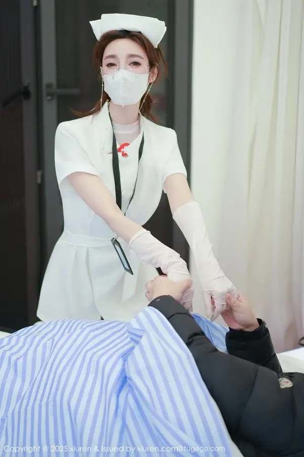Vol. 11099 Twins-桃桃(79P)