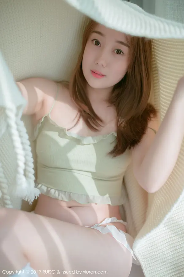 Vol. 0080 风衣月Lucy(47P)