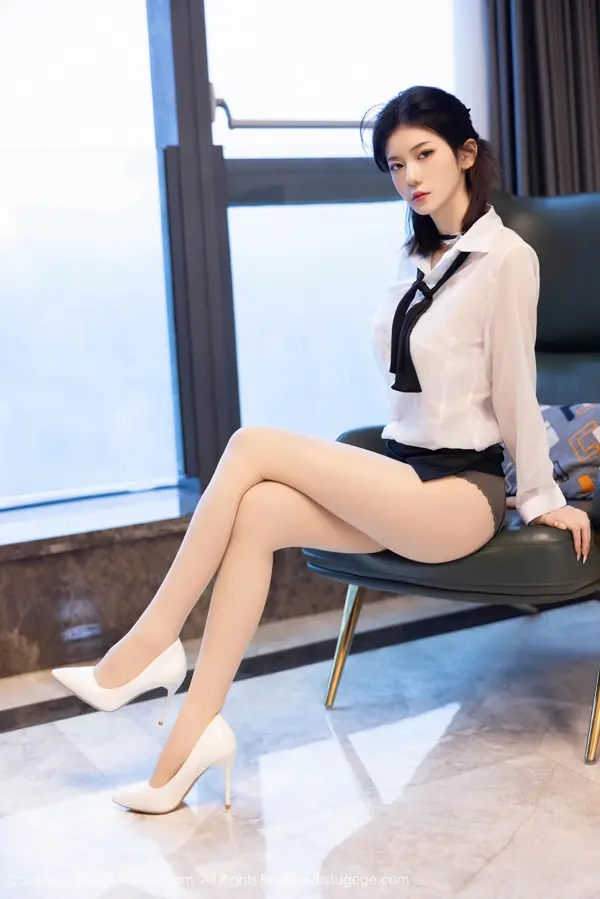 Vol. 11077 凌七七(80P)