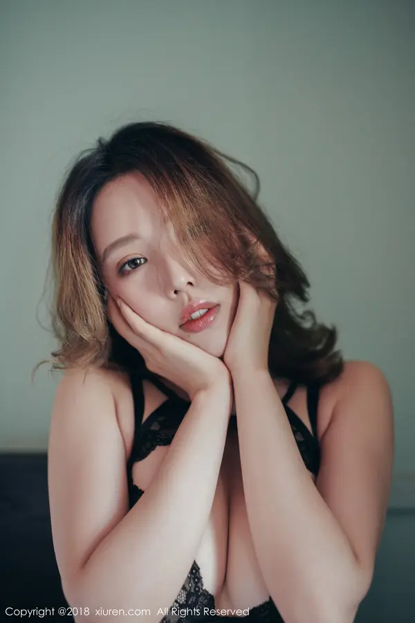 Vol. 01195 黄楽然(54P)