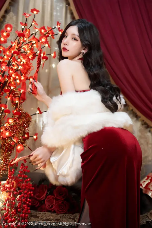 Vol. 04545 周于希Sally(84P)