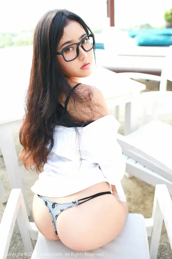 Vol. 00433 Manuela玛鲁娜(49P)