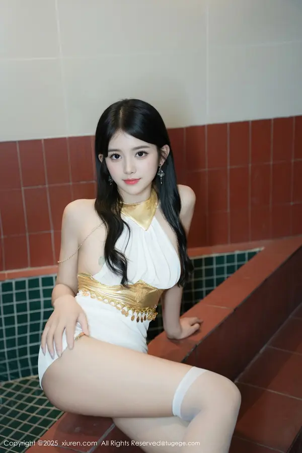Vol. 10058 美少女@(45P)
