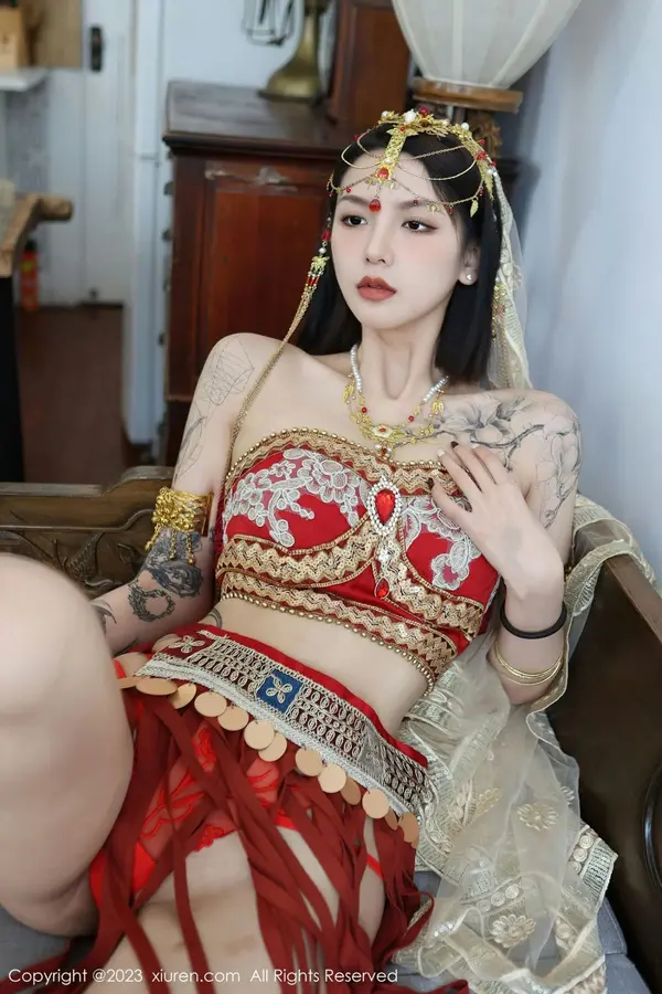 Vol. 06240 乔一一(77P)