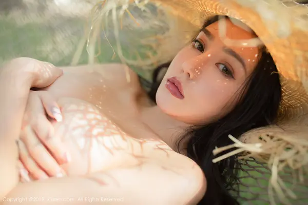 Vol. 01326 Manuela玛鲁娜(47P)
