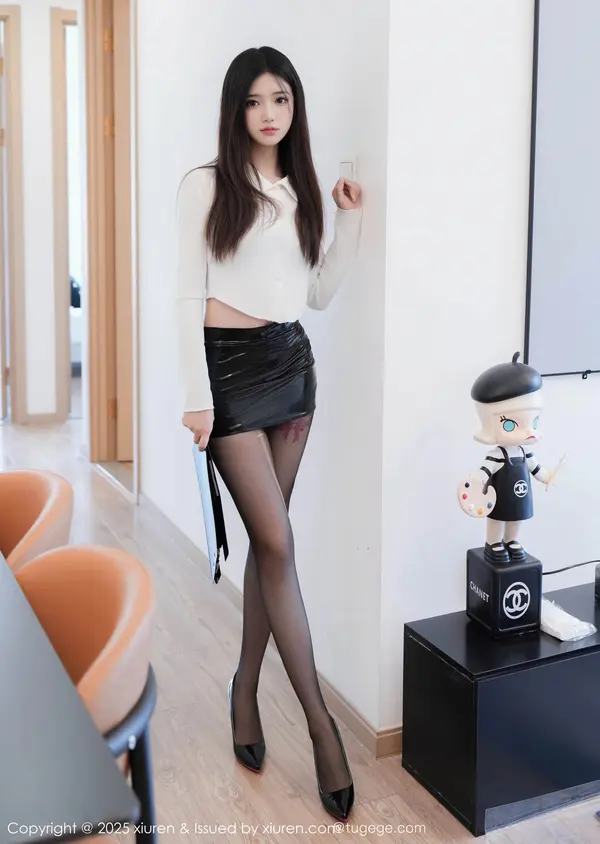 Vol. 10515 琉璃ww(81P)